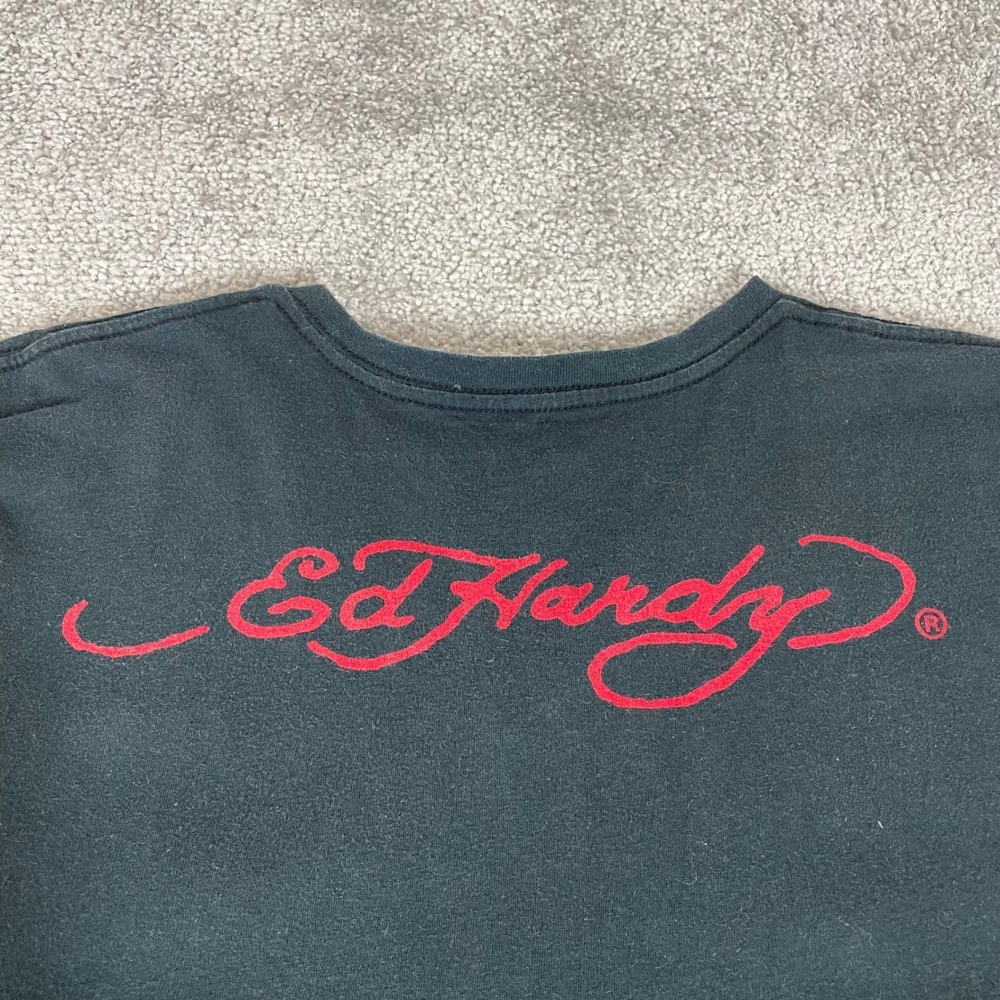 Ed Hardy T Shirt Mens Large Y2K Skull Heart Made in USA V Neck Streetwear - Picture 6 of 11